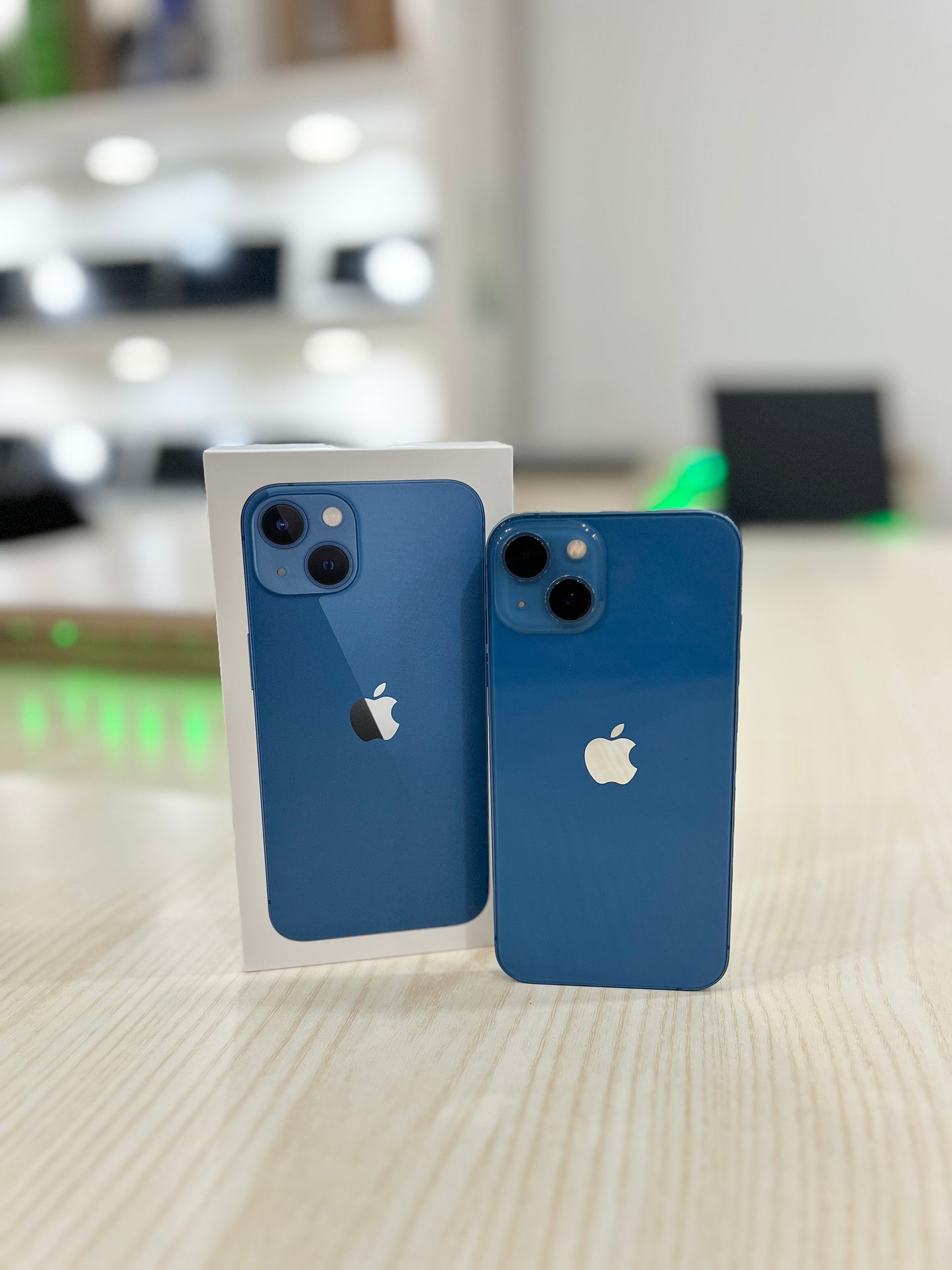 IPhone 13 simple - 128GB- couleur Bleu