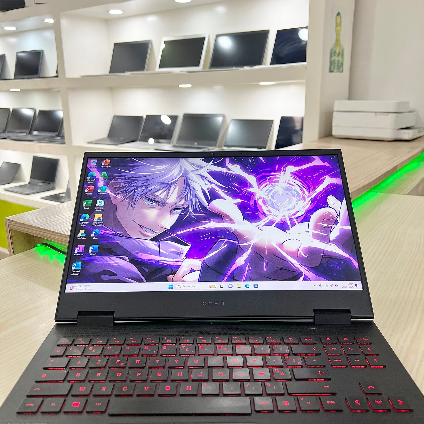 Gamer HP Omen 15-ek0xxx Core i5 10ᵉ Génération, RTX 2060 6Go dédiée, 16Go DDR4, 512Go SSD, 15,6" 144Hz