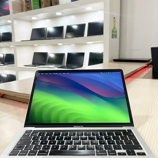 MacBook Pro année 2020 avec Touchbar - Core i5 - 08Go DDR3- 250Go SSD - 13,3" 2K 500 nits + True Tone (Copie)