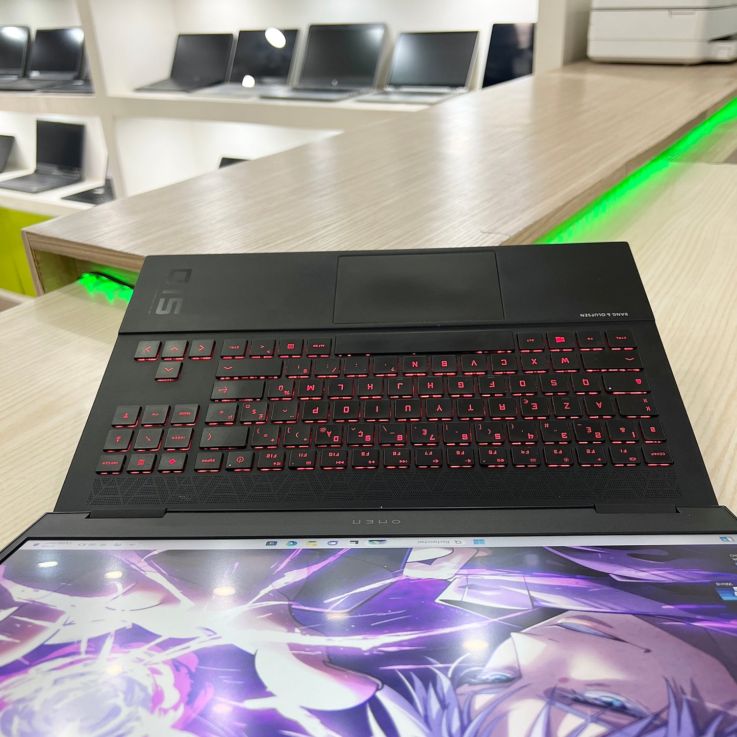 Gamer HP Omen 15-ek0xxx Core i5 10ᵉ Génération, RTX 2060 6Go dédiée, 16Go DDR4, 512Go SSD, 15,6" 144Hz