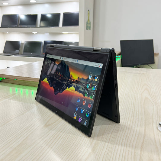 Lenovo ThinkPad L380 Yoga 
- Core i5-8ème génération - 256Go SSD - 08Go DDR4 - 13,3" FHD Tactile & pliable 350°
