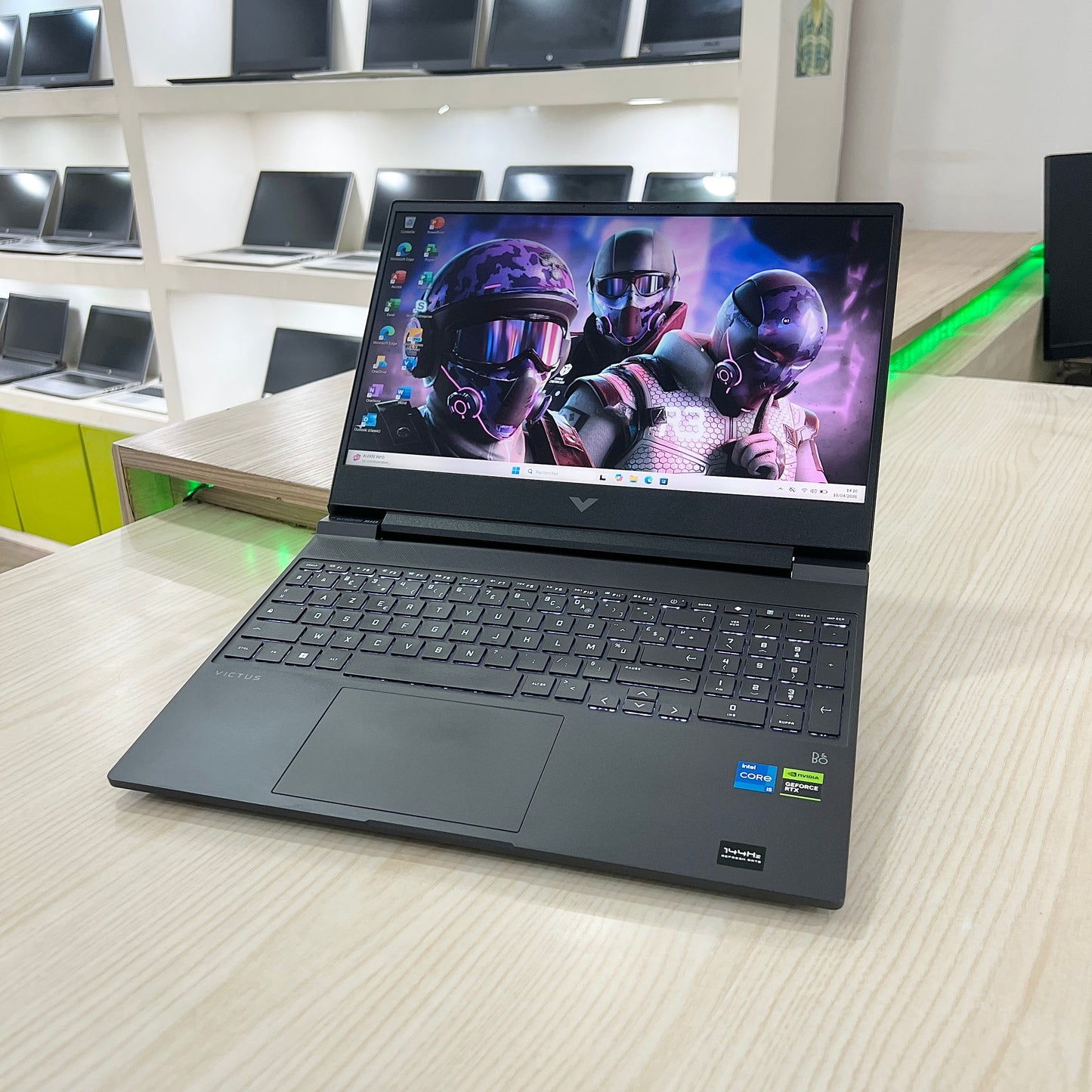 Gamer HP victus laptop 16-fa1xxx Core i5-12ème Génération RTX 4050 6Go, 16Go DDR4, 512GB SSD, 15,6" 144Hz