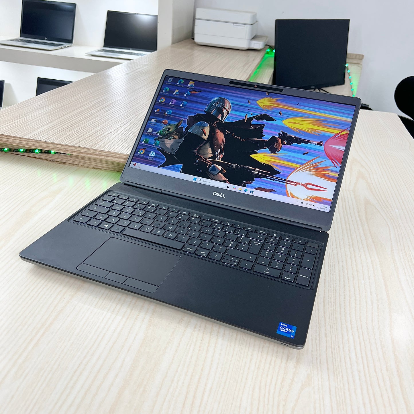 Gamer Dell Précision 7560
-  Core i7-11ème Génération - NVIDIA T1200 4Go dédiée - 16Go DDR4 - 512Go SSD - 15,6"FHD
