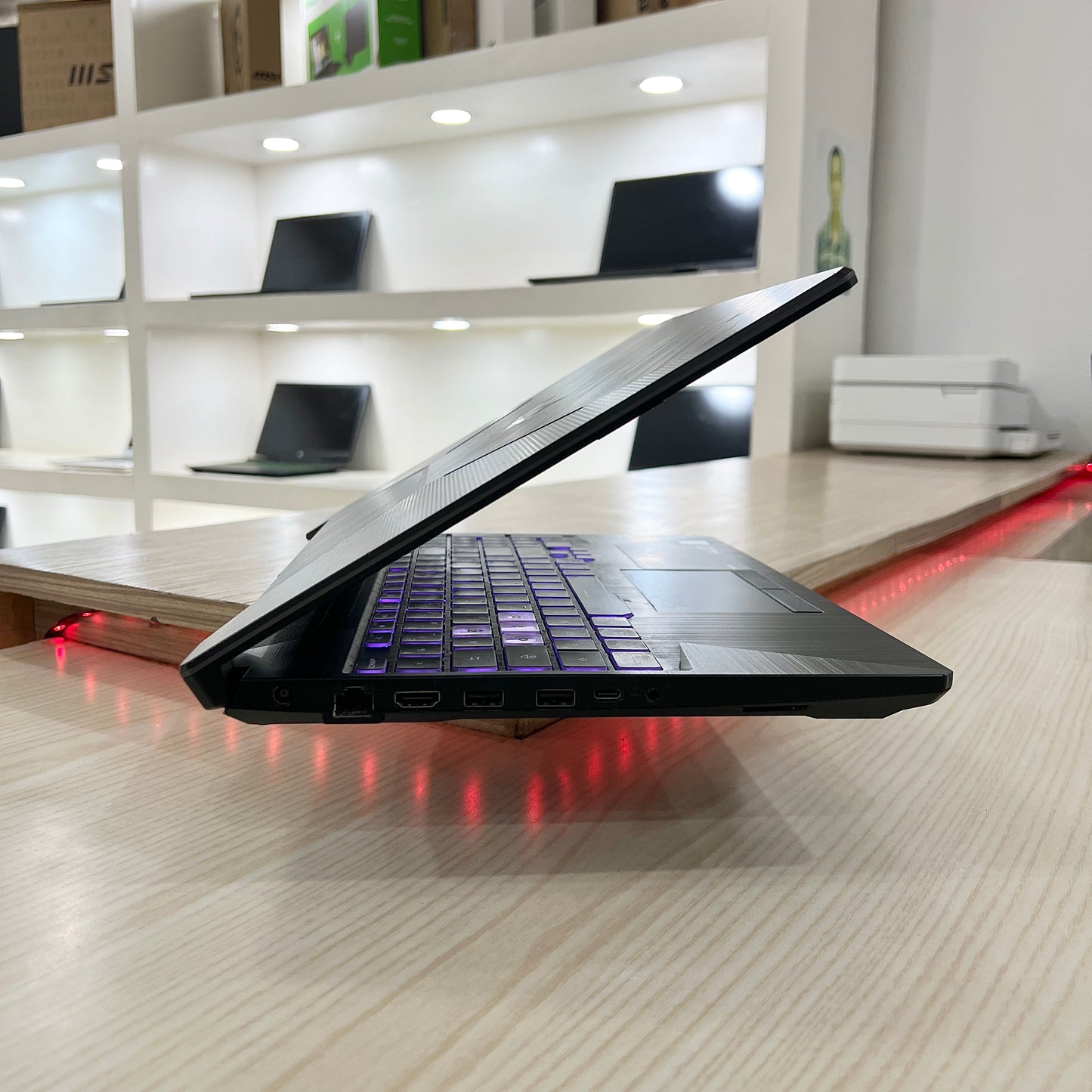 Gamer Asus TUF F15 FX506HCB   -  Core i5-11ème Génération - RTX 3050 4Go dédiée - 08Go DDR4 - 512Go SSD - 15,6"FHD 144Hz