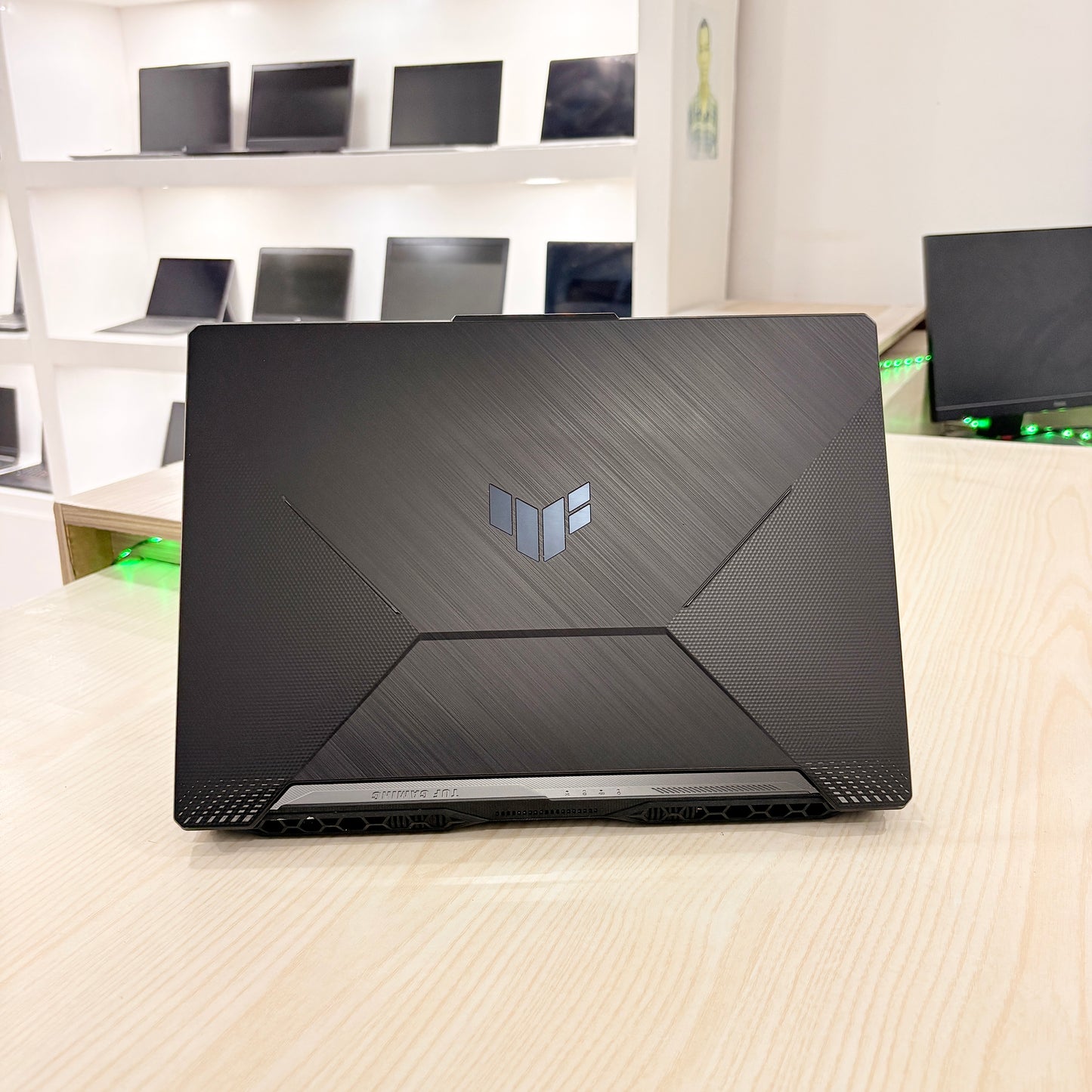 GAMER ASUS TUF F15 FX506HC /Core i5 -11th / 16Go/ 512Go SSD/ RTX 3050 4Go dédiée