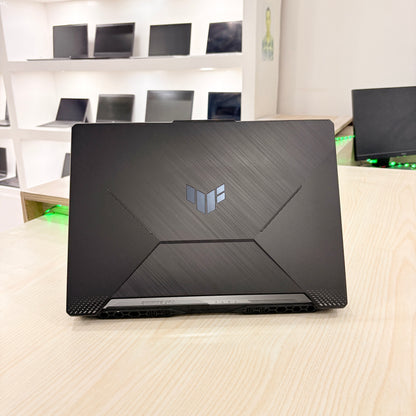 GAMER ASUS TUF F15 FX506HC /Core i5 -11th / 16Go/ 512Go SSD/ RTX 3050 4Go dédiée