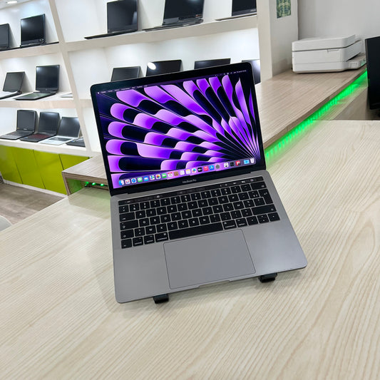 MacBook Pro année 2017 - Core i5 - 16Go DDR3- 512Go SSD - 13,3" 2,5K