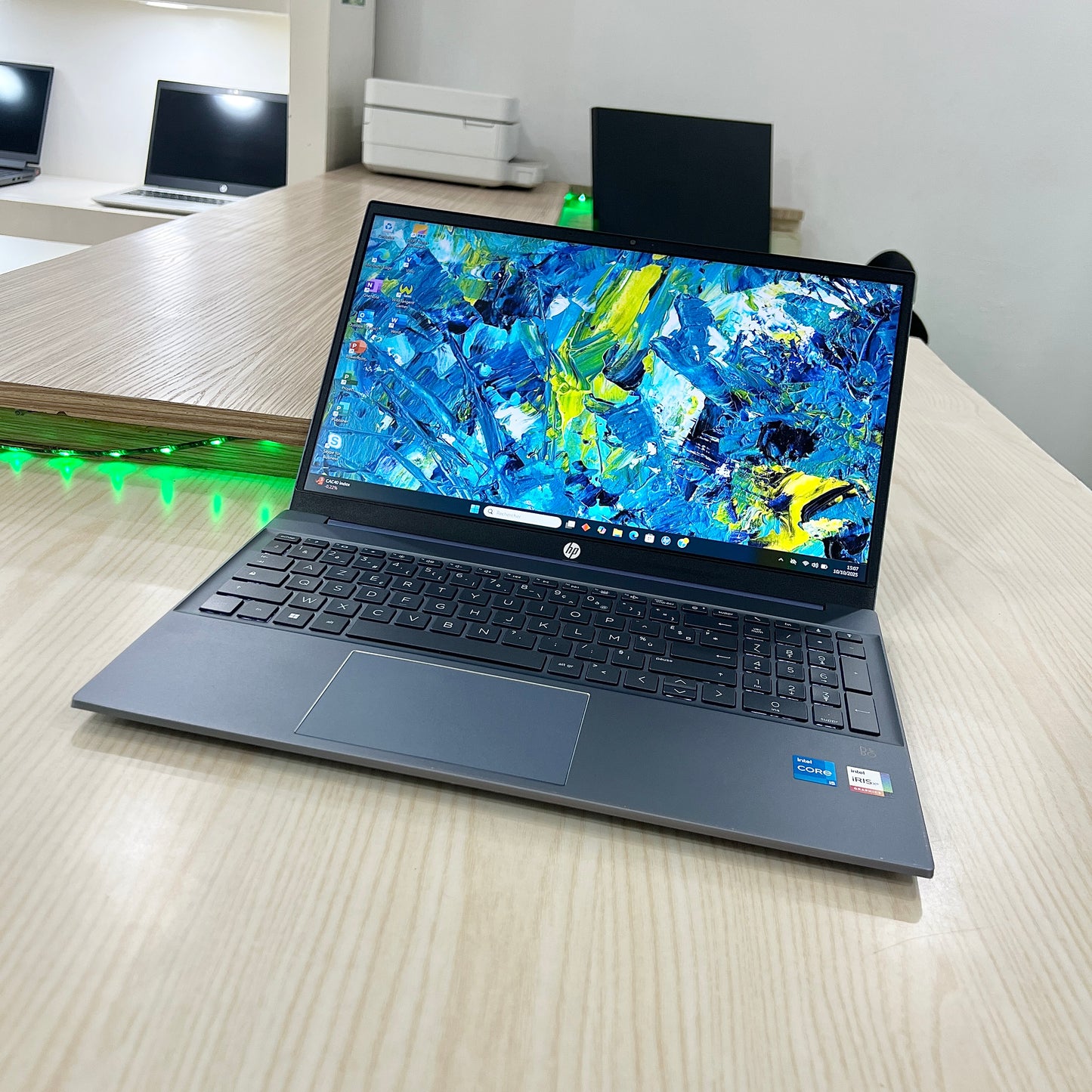 Hp pavilion laptop 15-eg2xxx
 - Core i5-12ème génération - 512Go SSD - 16Go DDR4 - 15,6" FHD