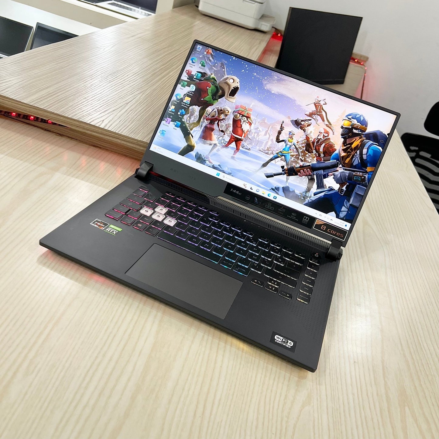 Gamer Asus Rog Strix G513IC AMD Ryzen 7 4800H, RTX 3050 4Go dédiée, 16Go DDR4, 512Go SSD, 15,6" 144Hz