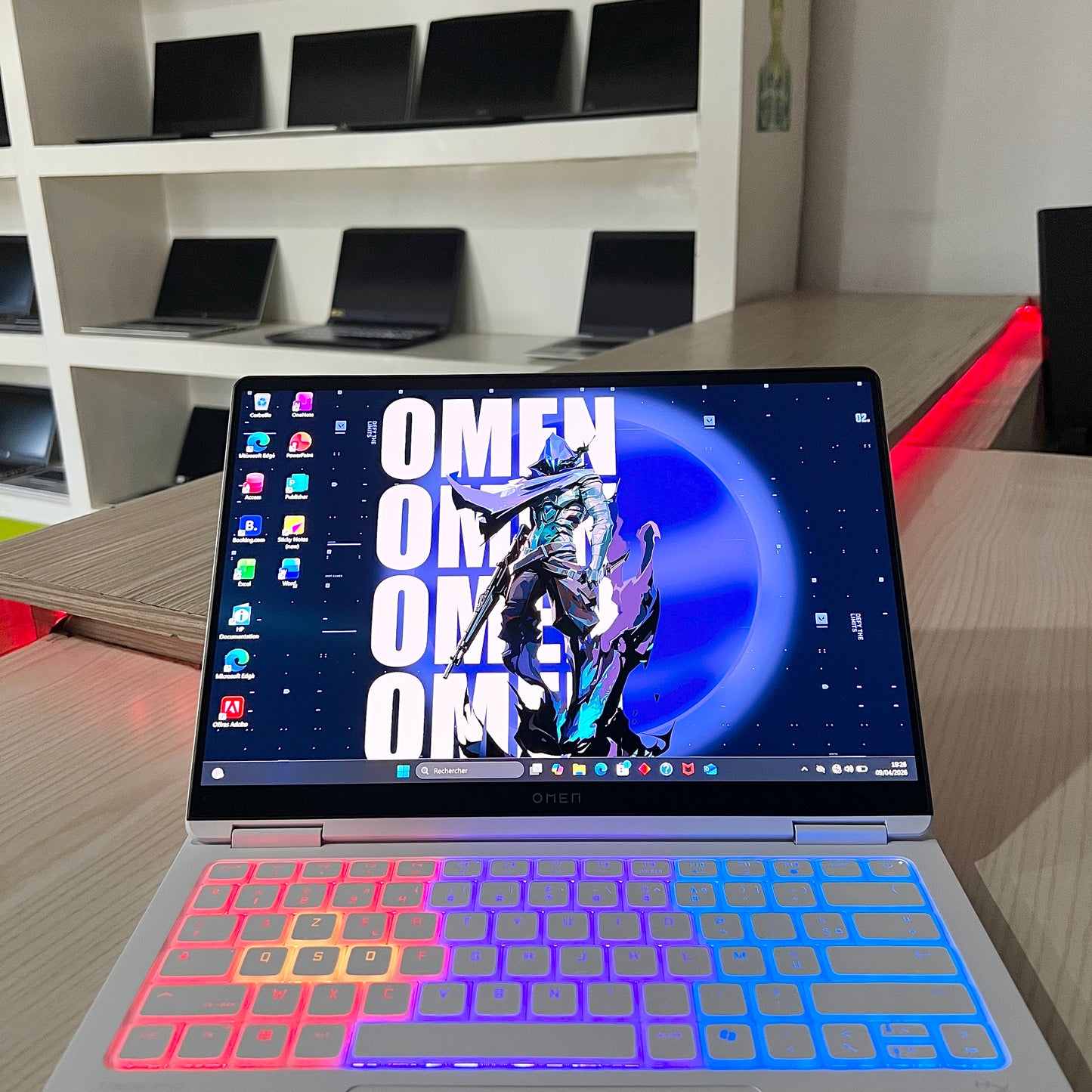 Gamer Hp Omen Transcend 14-fb1xxx, Intel Core Ultra 7 255H RTX 5050 8Go dédiée , 16Go DDR5, 1 Téra SSD, 14" 3k Oled 120Hz