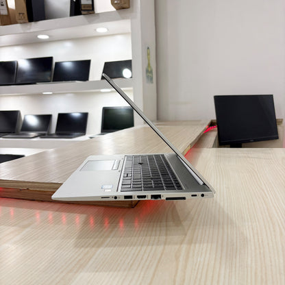Hp Elitebook 850 G5-  Core i7-7ème Génération - 08Go DDR4 - 256Go SSD - 15,6" FHD