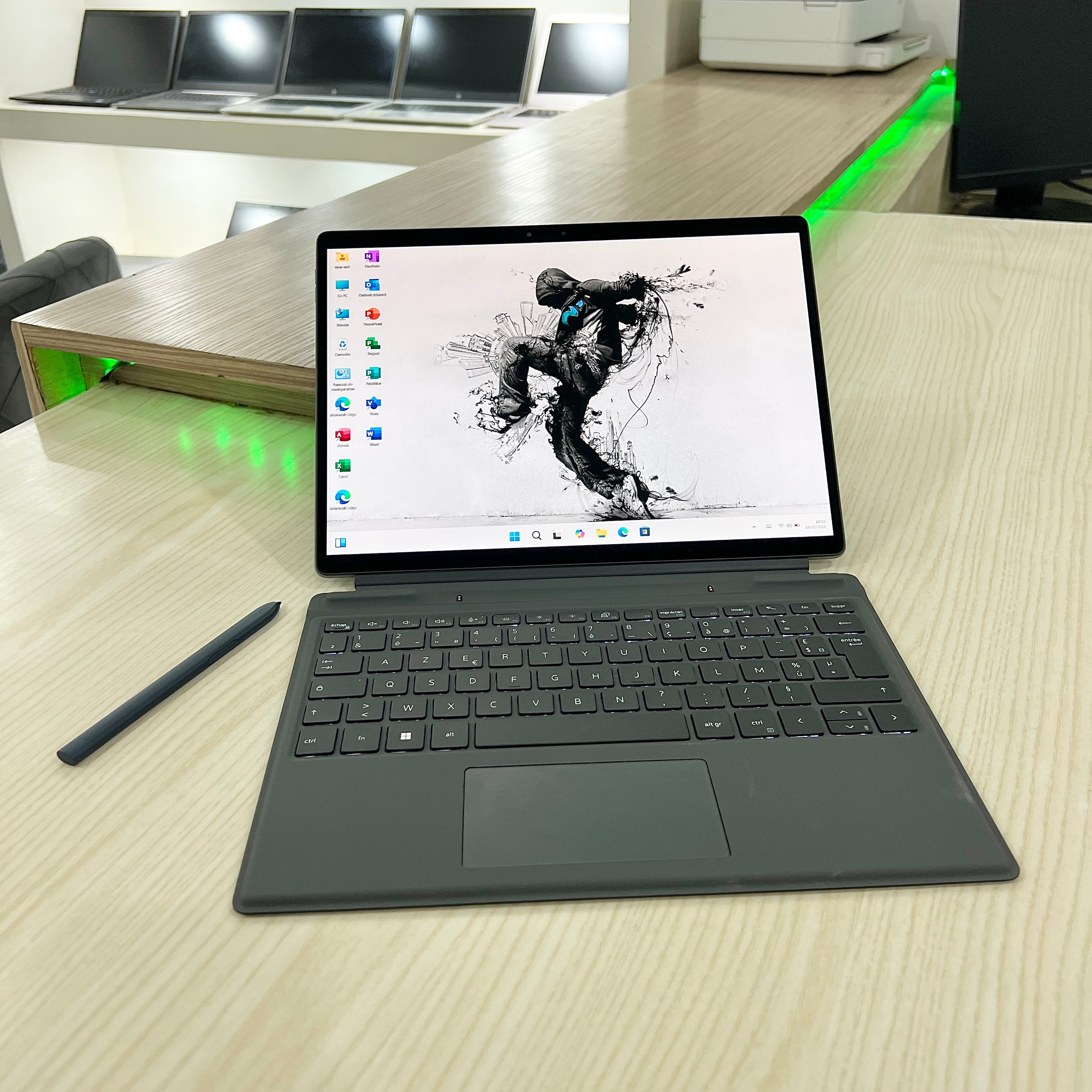 Dell latitude 7320 avec stylet 🖊️ - Core i5-11ème génération - 256Go SSD - 16Go DDR4 - 13,3