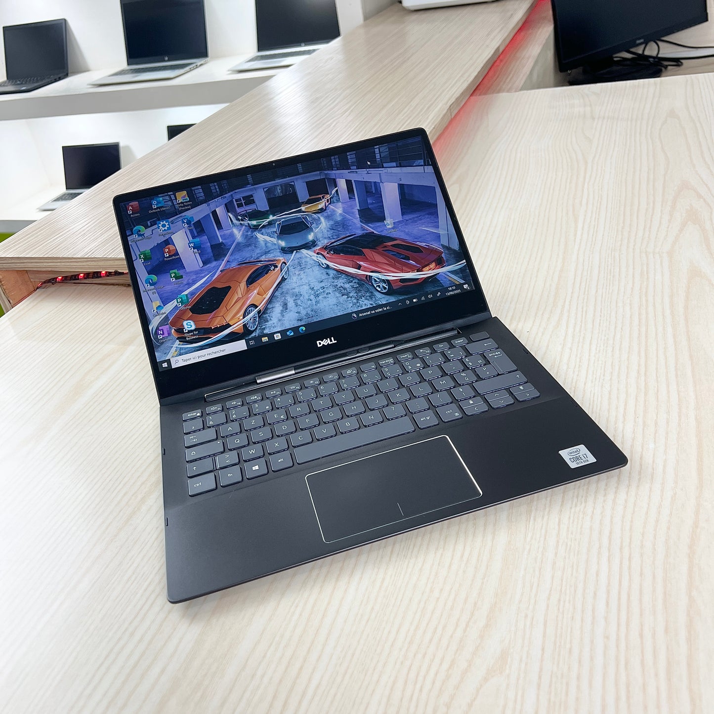Dell Inspiron 7390 - Core i7-10ème - 16Go DDR4 - 256Go SSD - 14" FHD tactile