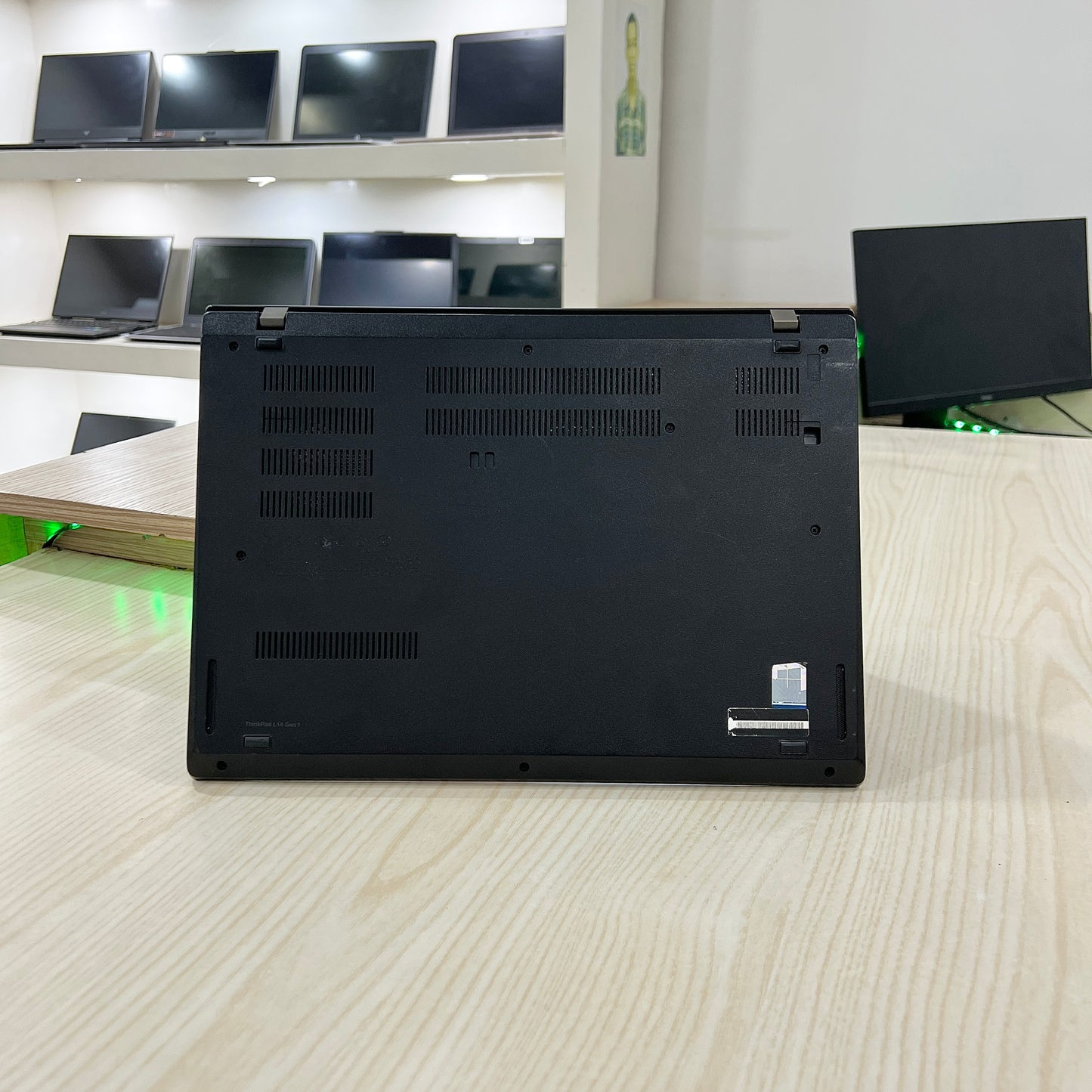 Lenovo ThinkPad L14 - Core i5-10ème génération - 256Go SSD - 08Go DDR4 - 14" FHD