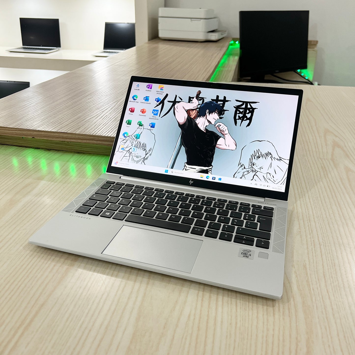 Hp elitebook 830 G7 - core i5-10ème génération- 256Go SSD - 08Go DDR4 - 13,3" FHD