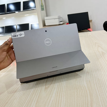 Dell latitude 7320 avec stylet 🖊️ - Core i5-11ème génération - 256Go SSD - 16Go DDR4 - 13,3" 2k tactile & détachable