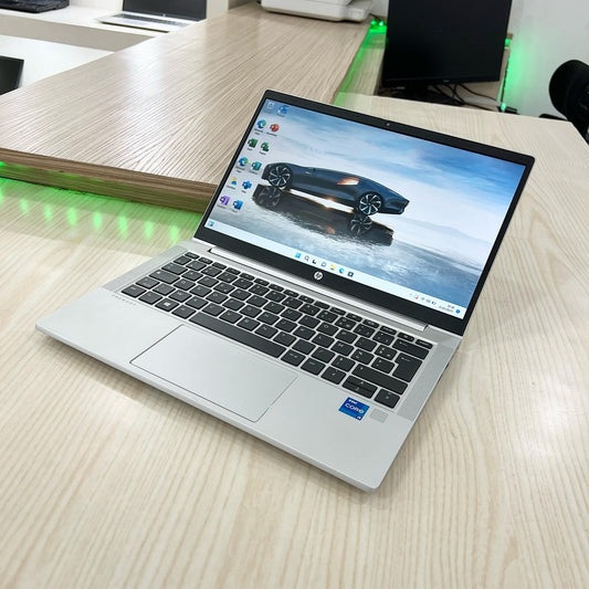 HP ProBook 430 G8 - Core i5-11ème - 16Go DDR4 - 256Go SSD - 13,3" FHD
