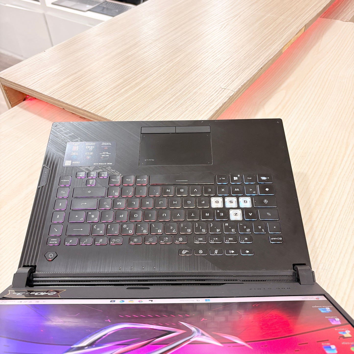 Asus Rog Strix G512LV- Core i7-10ème - NVIDIA GeForce RTX 2060 6Go dédiée - 16Go DDR4 - 512Go SSD - 15,6" FHD 240Hz