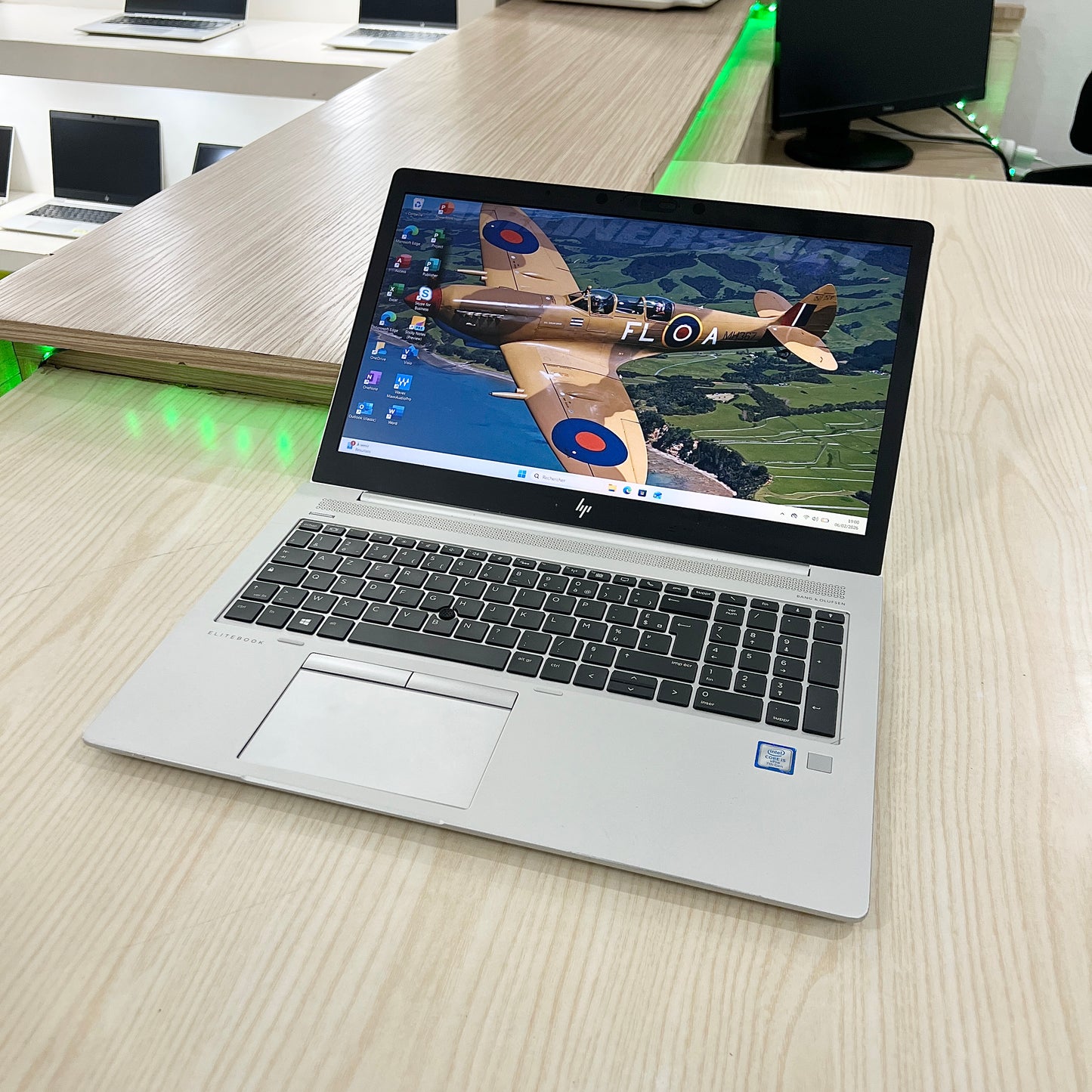 Mini Gamer Hp Elitebook 850 G5-  Core i7-7ème Génération - 08Go DDR4 - 256Go SSD - 15,6" FHD