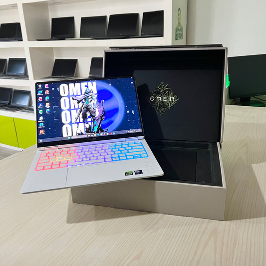 Gamer Hp Omen Transcend 14-fb1xxx, Intel Core Ultra 7 255H RTX 5050 8Go dédiée , 16Go DDR5, 1 Téra SSD, 14" 3k Oled 120Hz