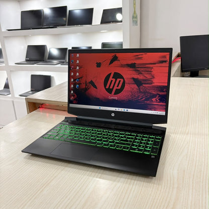 GAMER HP Pavilion 15-ec0xxx - Ryzen 5-3550H (Core i5-9ème) - GTX 1050 3Go dédiée - 16Go DDR4 - 512Go SSD - 15,6" FHD