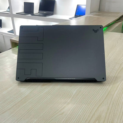 Asus TUF F17 FX706HC – i5 11ème génération / Nvidia GeForce RTX 3050 4Go dédiée/ 16Go RAM / 512Go SSD / ecran 17" FHD 144Hz