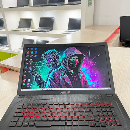 Gamer Asus GL753VD-  Core i5-7ème Génération - NVIDIA GeForce GTX 1050 4Go dédiée - 16Go DDR4 - 128Go SSD & 1 téra HDD - 15,6" FHD