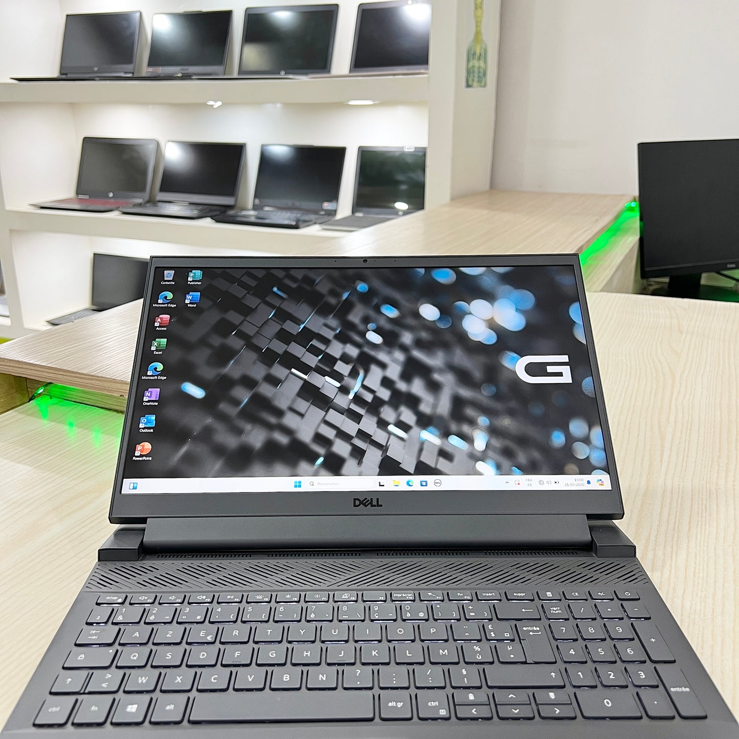 Gamer Dell G15 5510- Core i5-10ème Génération - GTX 1650 4Go dédiée - 08Go DDR4 - 256Go SSD - 15,6" 120Hz