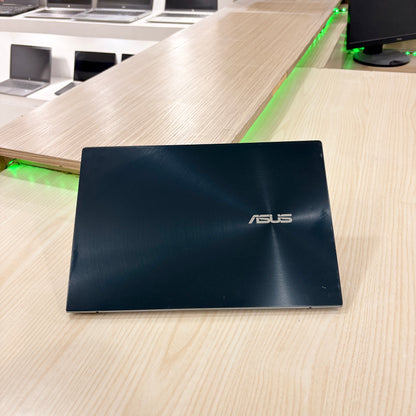 ASUS ZenBook Duo UX482EA
 /Core i7 -11th / 16Go/ 1 Téra SSD/ 14" & 12"