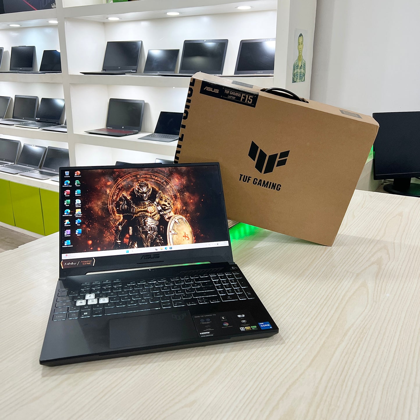 Gamer Asus TUF F15 FX507ZC4   -  Core i5-12ème Génération - RTX 3050 4Go dédiée - 16Go DDR4 - 512Go SSD - 15,6"FHD 144Hz
