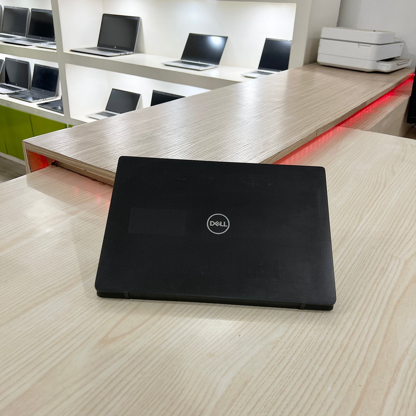 Dell latitude 7300 - Core i5-8ème génération - 256Go SSD - 08Go DDR4 - 13,3" FHD