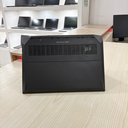 GAMER HP Pavilion 15-ec0xxx - Ryzen 5-3550H (Core i5-9ème) - GTX 1050 3Go dédiée - 16Go DDR4 - 512Go SSD - 15,6" FHD