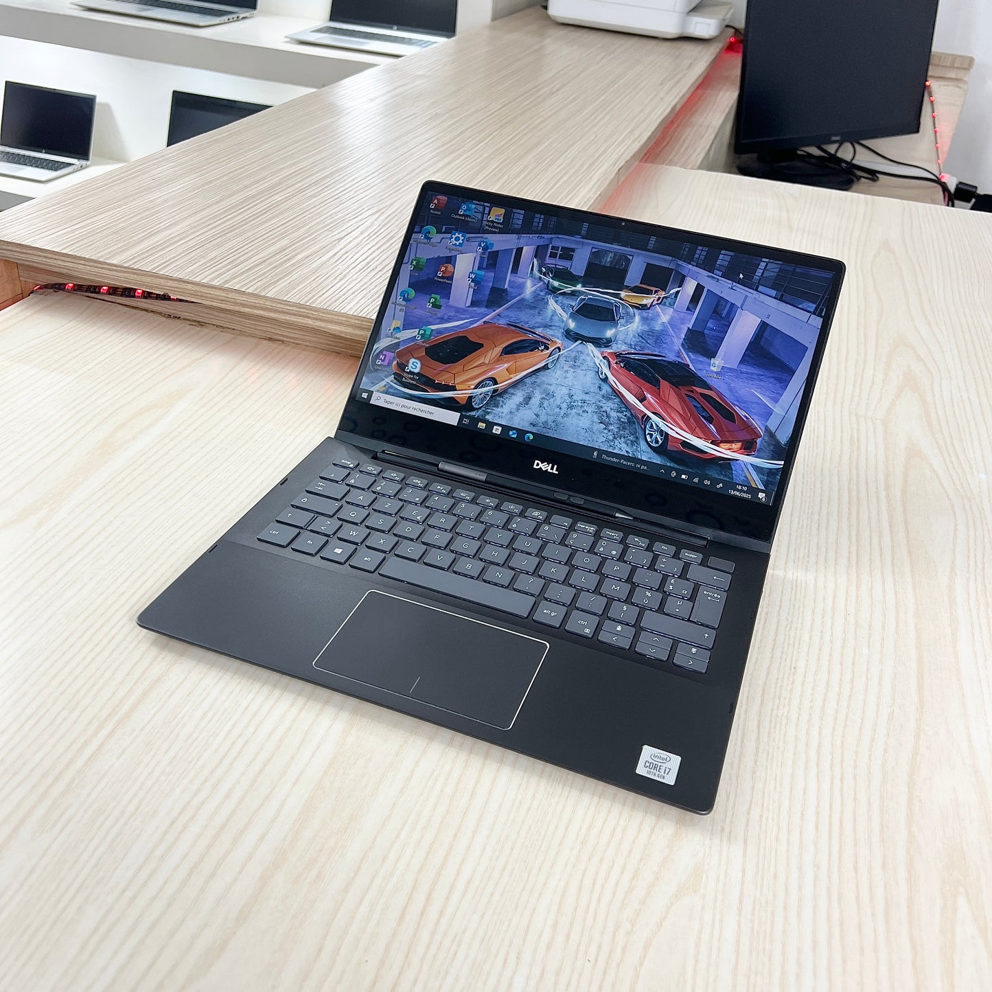 Dell Inspiron 7390 - Core i7-10ème - 16Go DDR4 - 256Go SSD - 14" FHD tactile