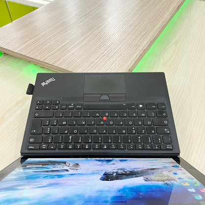 Lenovo Thinkpad 20JCS0H300- Intel core i5-7Y57 - 08Go DDR4 - 256Go SSD - 13,3" 2k tactile & détachable