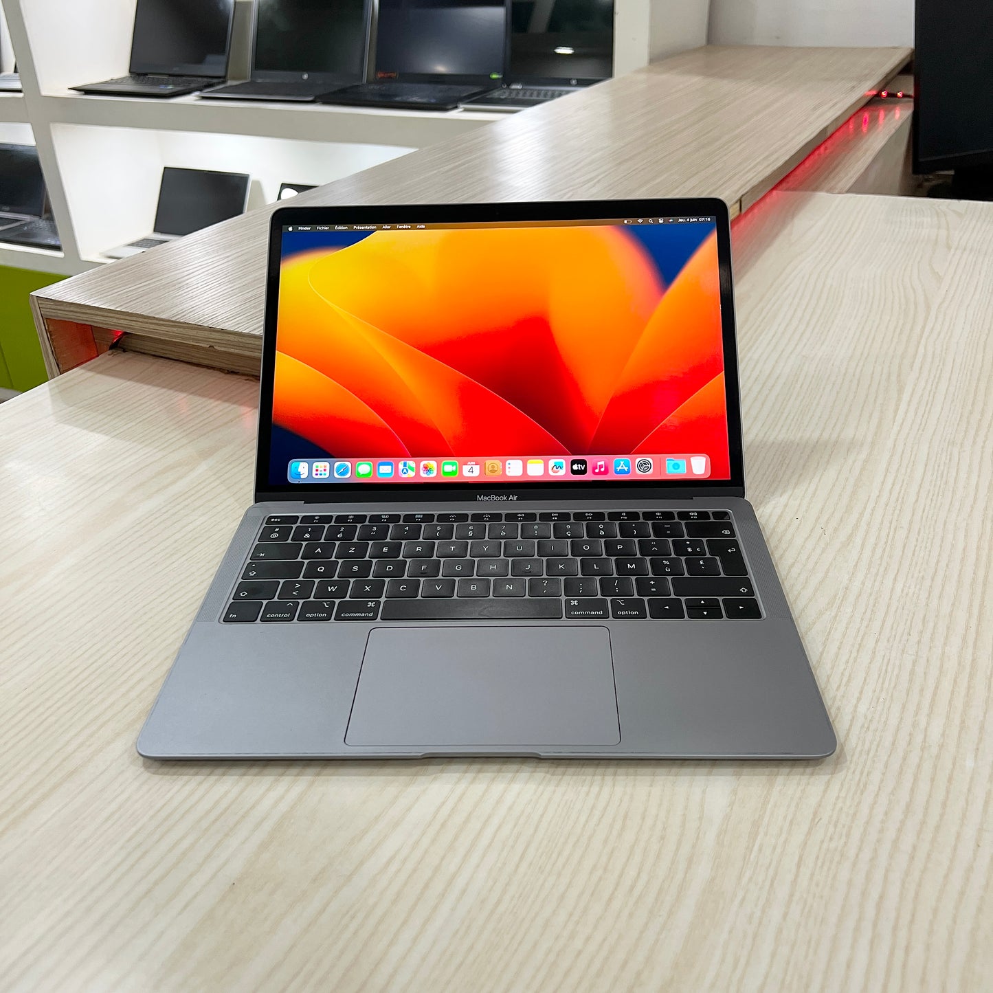 MacBook Air 2018 - Core i5- 08Go DDR3 - 256Go SSD - 13,3" Retina 2K