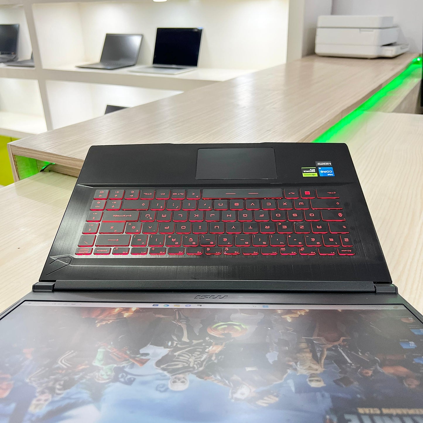 Gamer MSI GF63 12VE - Core i5-12ème Génération - RTX 4050 6Go dédiée - 16Go DDR4 - 512Go SSD - 15,6"FHD