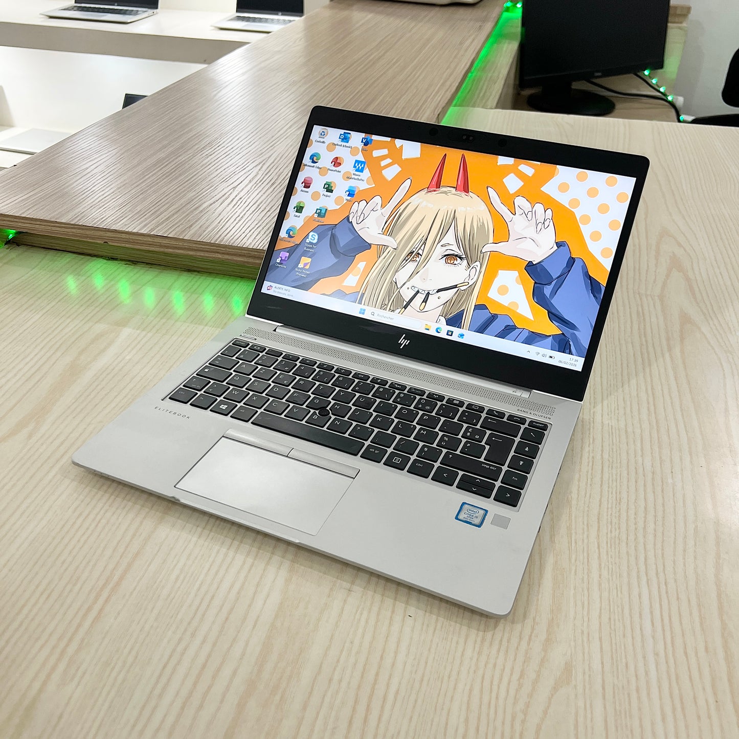 Hp elitebook 840 G5 - core i5-8ème génération- 256Go SSD - 08Go DDR4 - 14" FHD tactile