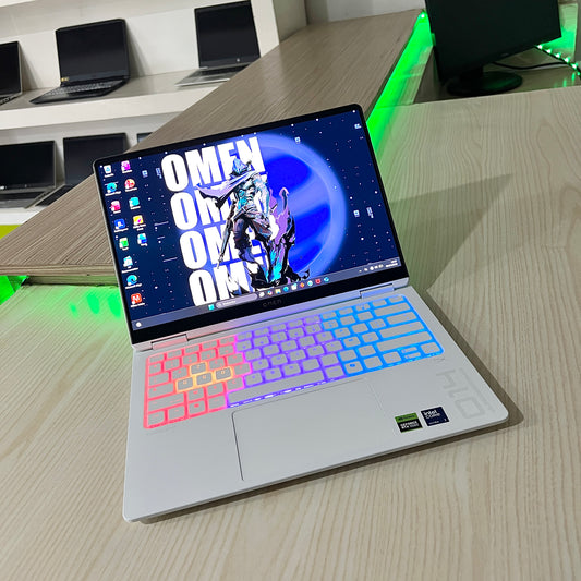 Gamer Hp Omen Transcend 14-fb1xxx, Intel Core Ultra 7 255H RTX 5050 8Go dédiée , 16Go DDR5, 1 Téra SSD, 14" 3k Oled 120Hz
