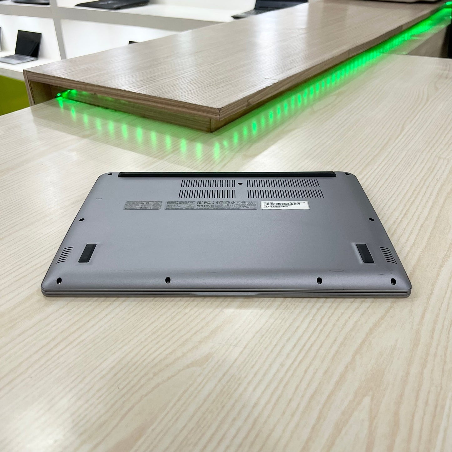 Acer Swift - Core i5-10ème - 512Go SSD - 8Go DDR4 - 14" FHD