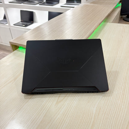 Gamer Asus TUF F15 FX506LH   -  Core i5-10ème Génération - GTX 1650 4Go dédiée - 08Go DDR4 - 512Go SSD - 15,6"FHD 144Hz