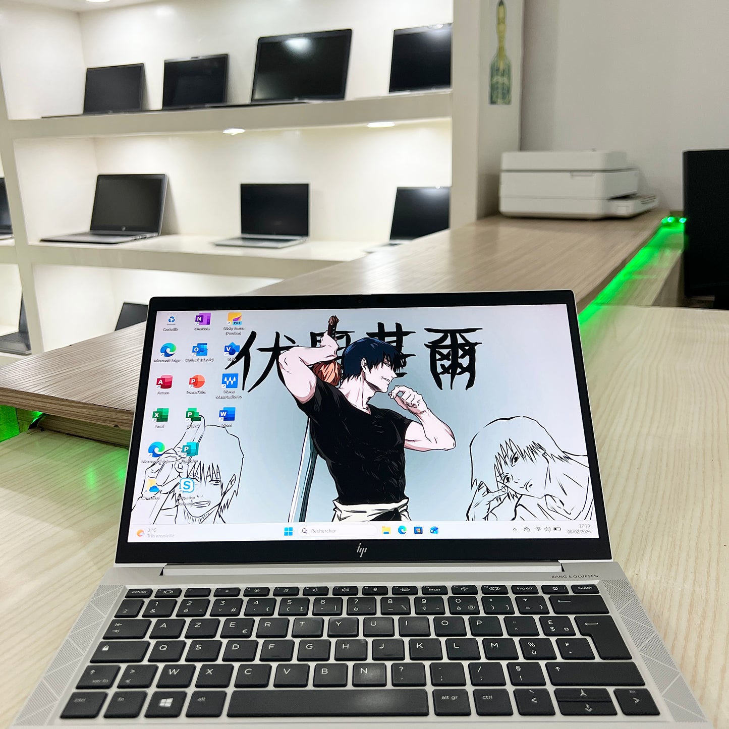 Hp elitebook 830 G7 - core i5-10ème génération- 256Go SSD - 08Go DDR4 - 13,3" FHD