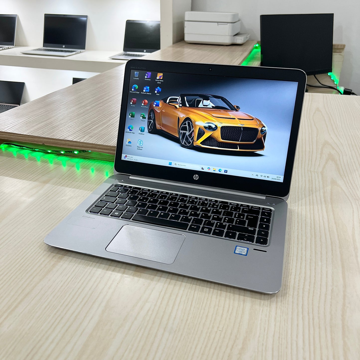 HP EliteBook Folio 1040 - Core i5-6ème - 8Go DDR4 - 256Go SSD - 14" FHD