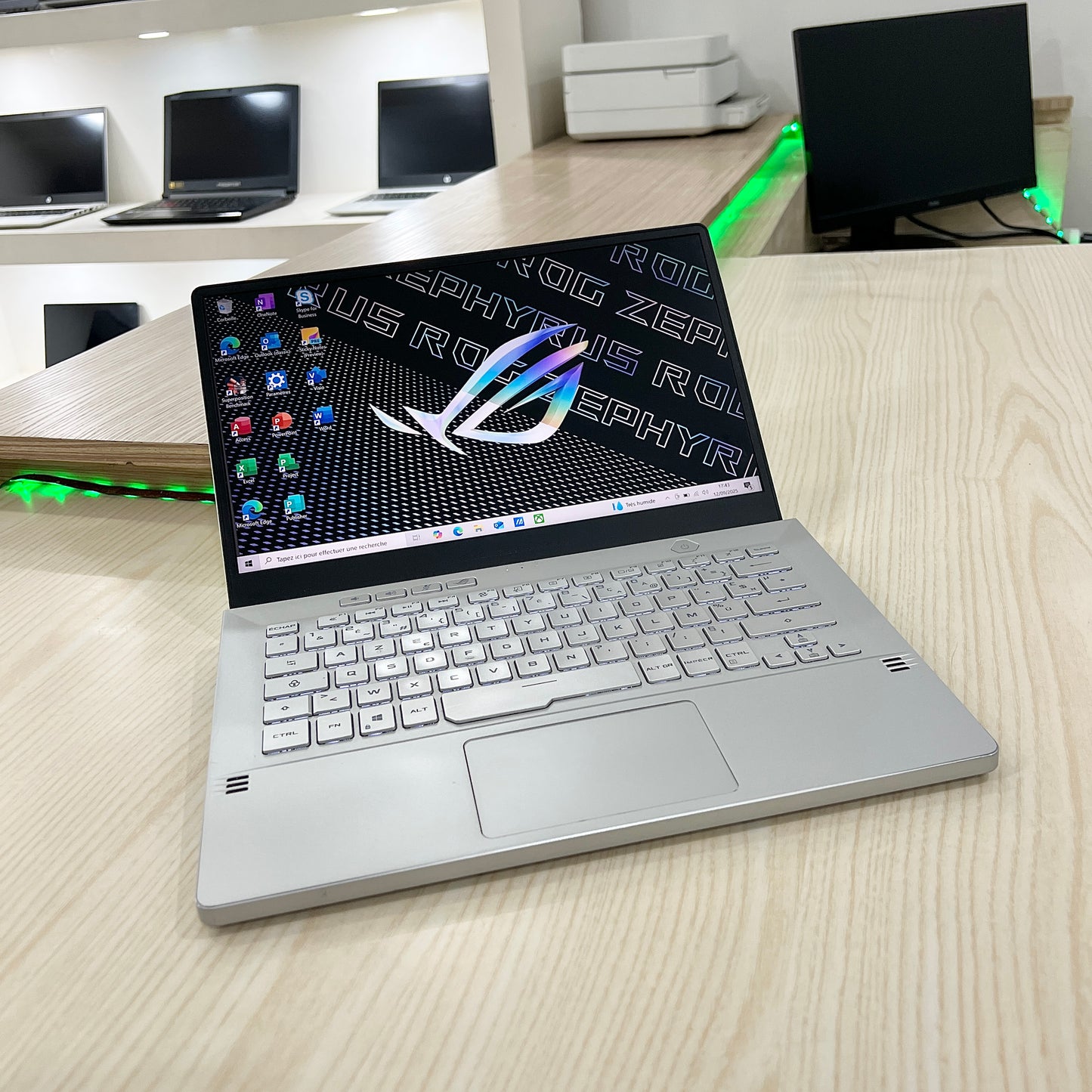 Gamer Asus Rog Zephyrus G14 GA401IU Amd Ryzen 7 4800HS (Core i7 10ème) Gén, GTX 1660 Ti 6Go dédiée, 16Go DDR4,  512Go SSD, 14" 120Hz