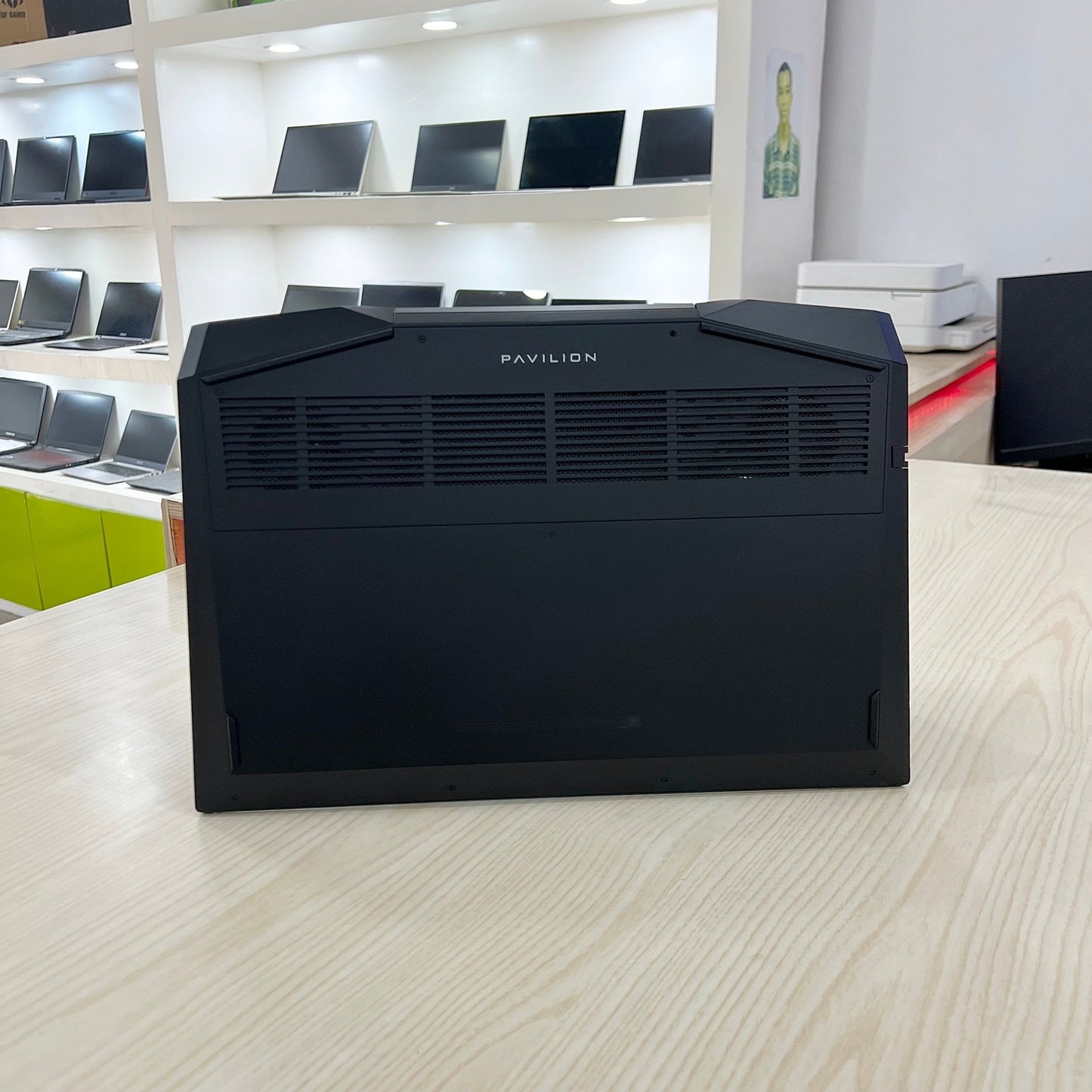 Gamer  HP Pavilion 17 cd2xxx -  Core i5-11ème Génération - GTX 1650 4Go dédiée - 16Go DDR4 - 512Go SSD - 17"FHD 144Hz