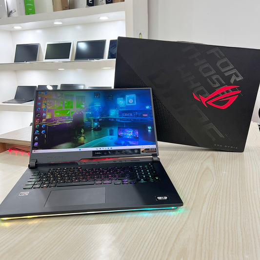 Gamer Asus Rog Strix G713QR-  Amd Ryzen 9 5900H (core i9-11ème génération) - RTX 3070 8Go dédiée - 32Go DDR4 - 1 téra SSD - 17,3"FHD 144Hz