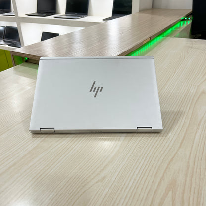 HP EliteBook x360 1030 G3 - Core i5-8ème - 08Go DDR4 - 512Go SSD - 13,3" FHD Tactile & pliable à 360°