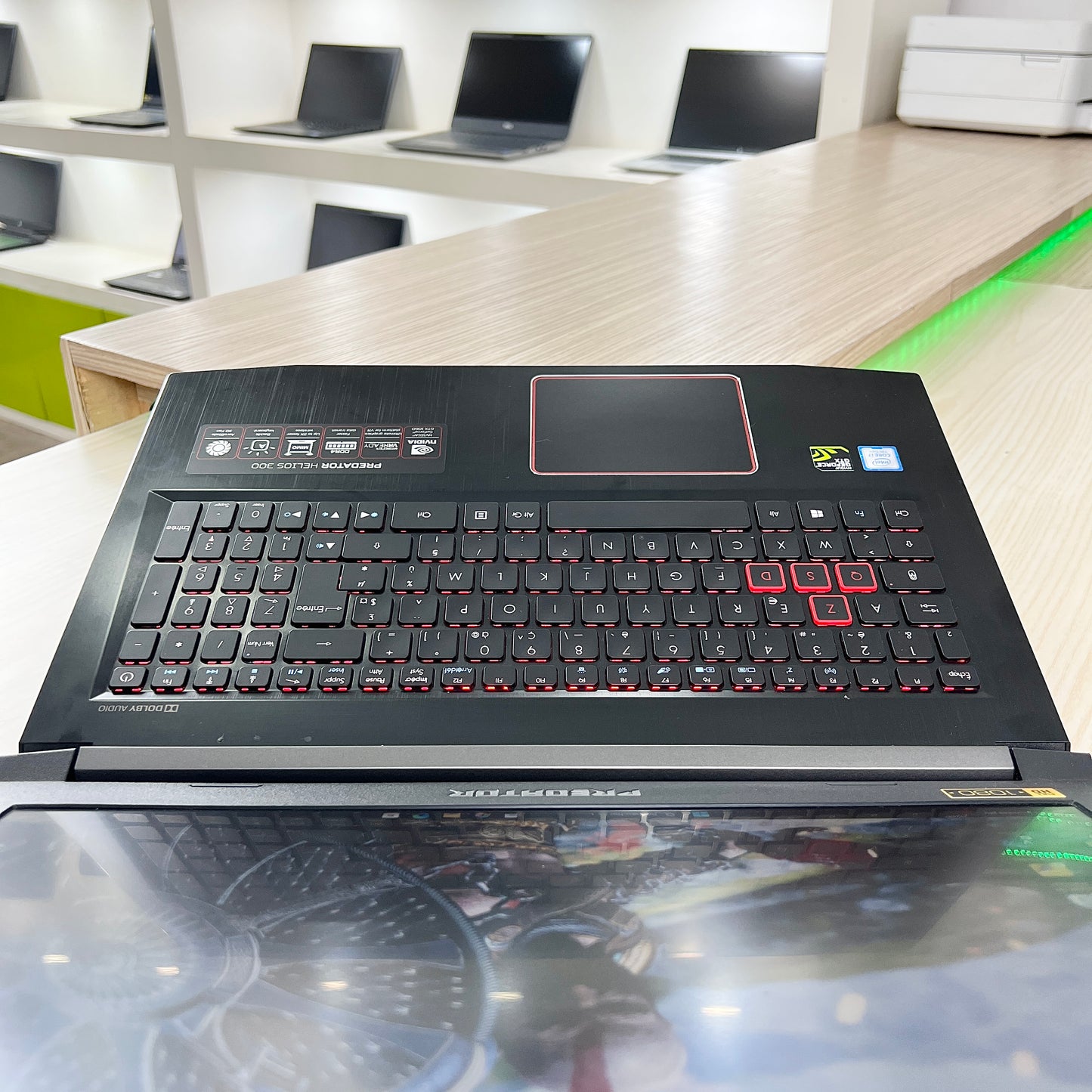 Gamer Acer Predator G3-572
 -  Core i7-7ème Génération - GTX 1060 6Go dédiée - 16Go DDR4 - 256Go SSD & 1 Téra HDD - 15,6" 144Hz