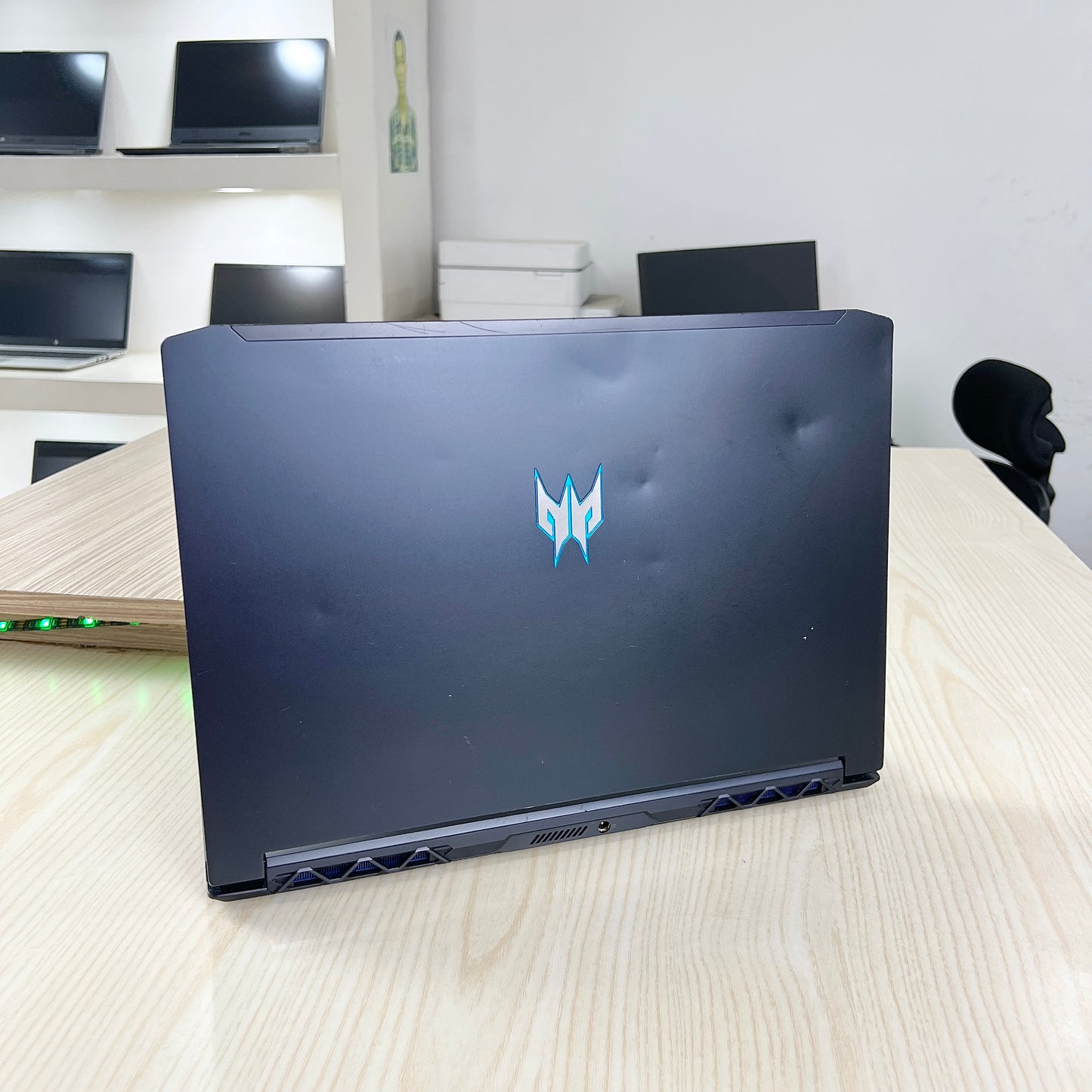 Gamer Acer PREDATOR Triton PT315-52 - Core i5-10ème Génération , GTX 1660Ti 6Go dédiée, 16Go DDR4, 512Go SSD, 15,6" 120Hz