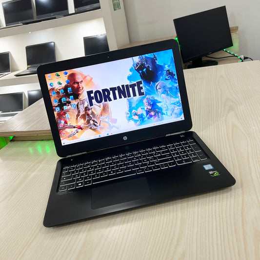 Mini Gamer Hp Pavilion Notebook -  Core i5-7ème Génération - NVIDIA GeForce GTX 950M 2Go dédiée - 16Go DDR4 - 512Go SSD - 15,6" FHD