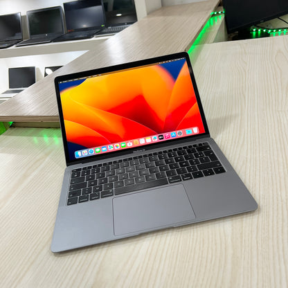 MacBook Air 2018 - Core i5- 08Go DDR3 - 256Go SSD - 13,3" Retina 2K